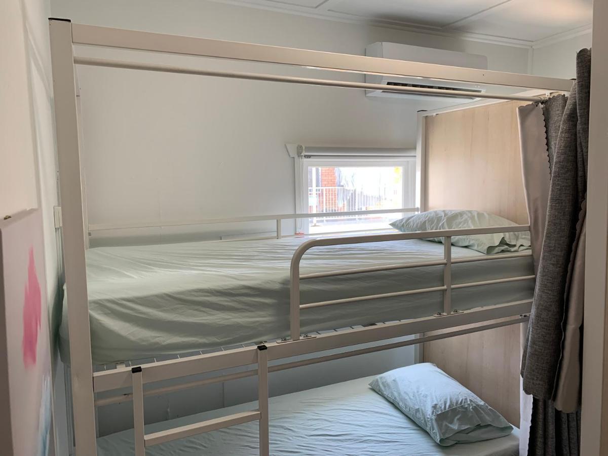 Mumma'S Hostel Surfers Paradise Gold Coast Ngoại thất bức ảnh